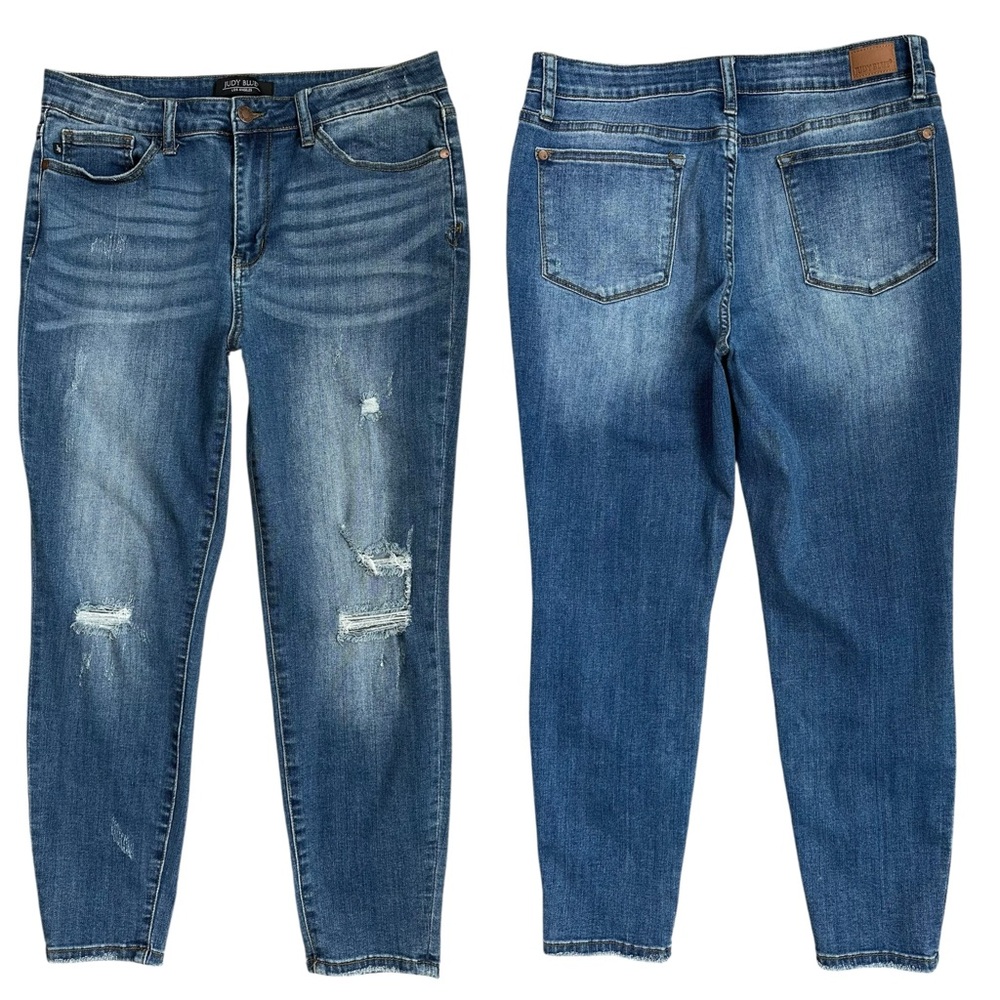 Judy Blue Medium Wash Mid Rise Zipper Fly Distressed Relaxed Fit Jeans Size 32